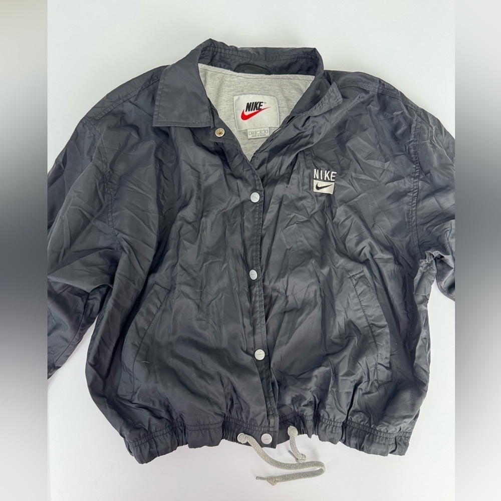 Nike Classic Vintage Black Nylon Snap Jacket Windbreaker Lined Women's Medium